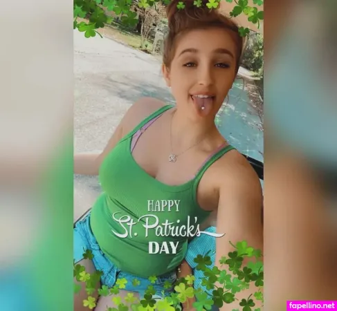 Stoner Queen OnlyFans Thumbnail #JGIgsTT8MG