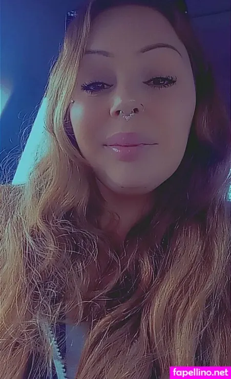 Stonerbitch93 OnlyFans Thumbnail #fEpsBUPNqe