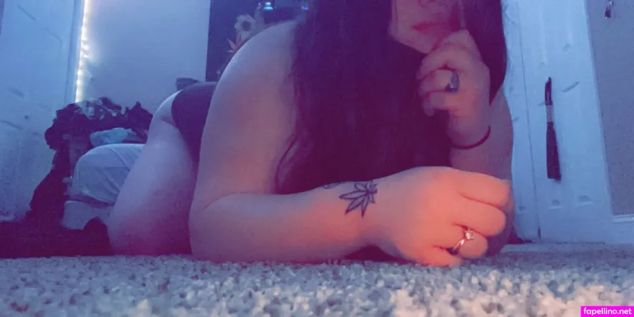 Stonerg420 OnlyFans Thumbnail #EDFRmq8J0s