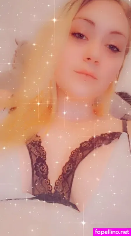 Stonergirl1210 OnlyFans Thumbnail #XXsaIEqTVa