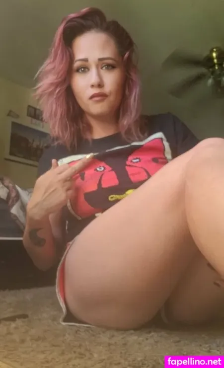Stoneyhotwifefree OnlyFans Thumbnail #aKTEBckNWF