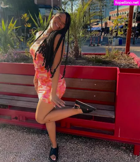 Storm Reid OnlyFans Thumbnail #9smrOnsMY2