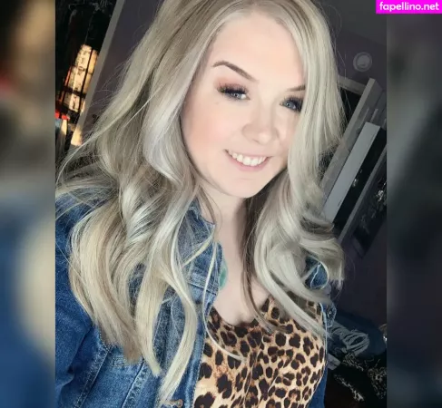 Stormieadams93 OnlyFans Thumbnail #Naejv6ZZfA