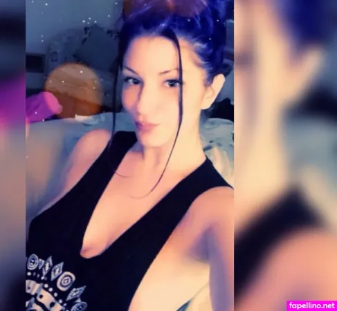 Stormiheart OnlyFans Thumbnail #ZT2plLnN7R