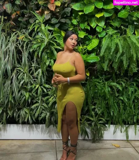 Stormiray OnlyFans Thumbnail #o3fVqHXz2P