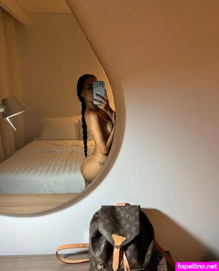 Stphvalee OnlyFans Thumbnail #wVVMFhr1w9