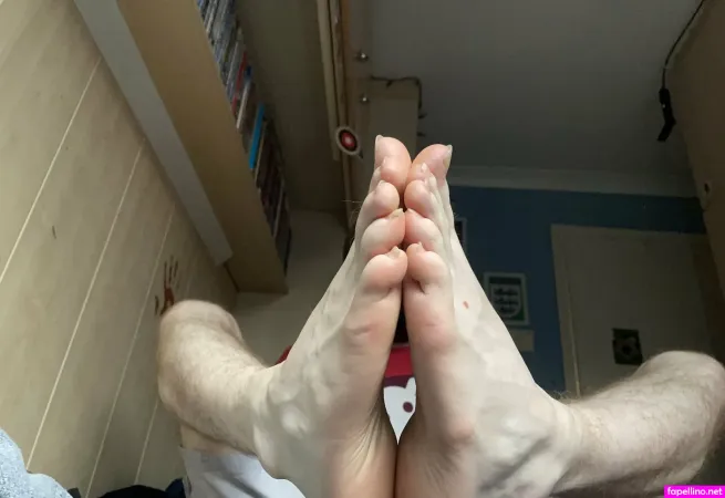 Str8altfeetuk OnlyFans Thumbnail #T97Ifln3ZV