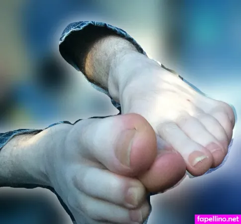Str8altfeetuk OnlyFans Thumbnail #wu8zDV9yl0