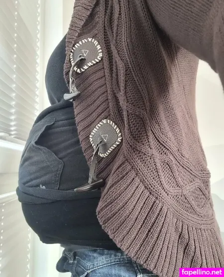 Strangefetish2 OnlyFans Thumbnail #Uqh9zSfyqh