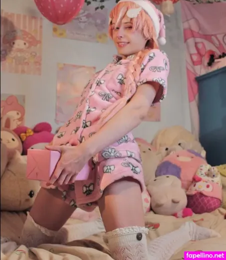 Strawbabyboy OnlyFans Thumbnail #9aUOUgPcWE