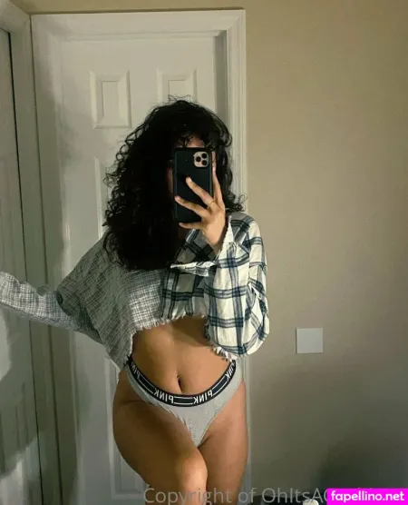 Strawberriesandwine OnlyFans Thumbnail #sWybLAXThd