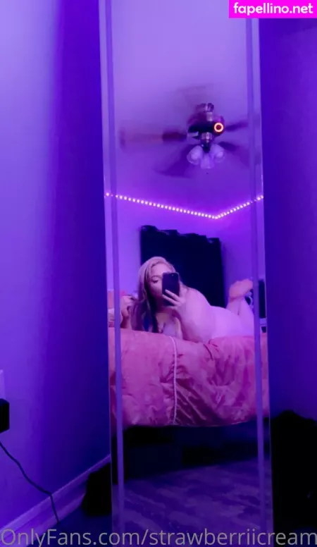 Strawberriicream OnlyFans Thumbnail #2pFOpqpWSa