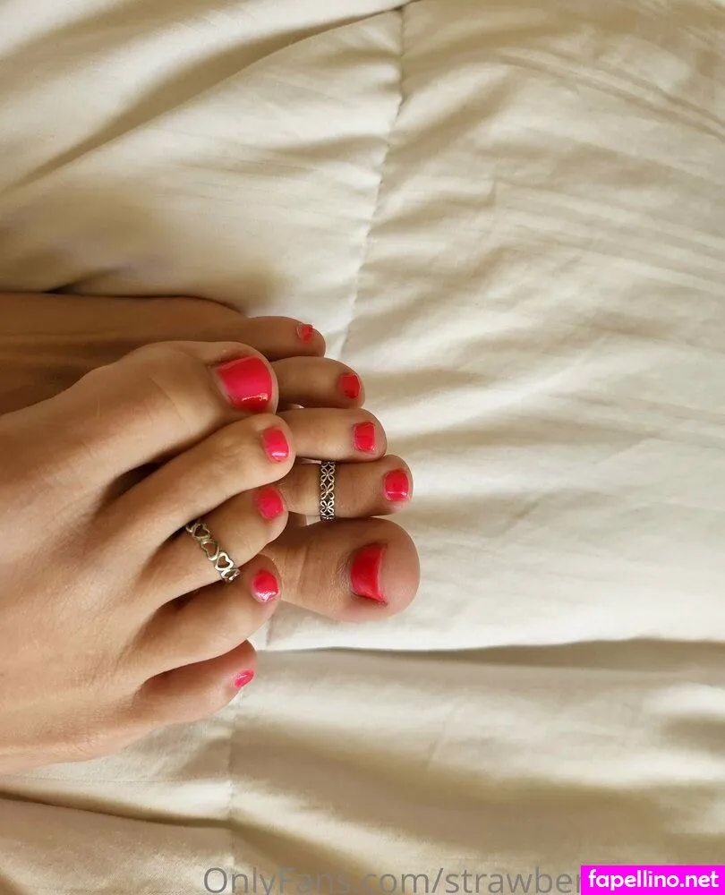 strawberrisweetv Nude Leaked OnlyFans Photo #fK1mDMRWn4