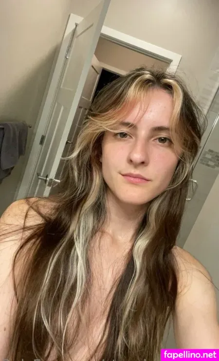 Strawberry Chloe OnlyFans Thumbnail #6a7aMiQiCe