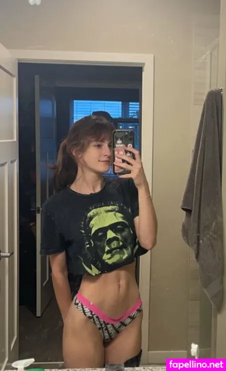 Strawberry Chloe OnlyFans Thumbnail #iSuYzcXA7M