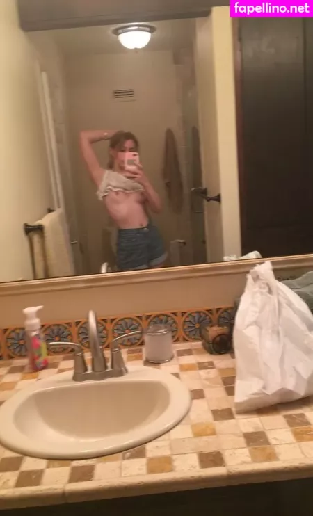 Strawberry141 OnlyFans Thumbnail #KX5dYTGQV3