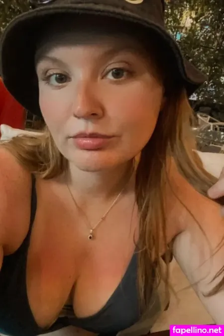 Strawberryblondiebb Main Profile Photo