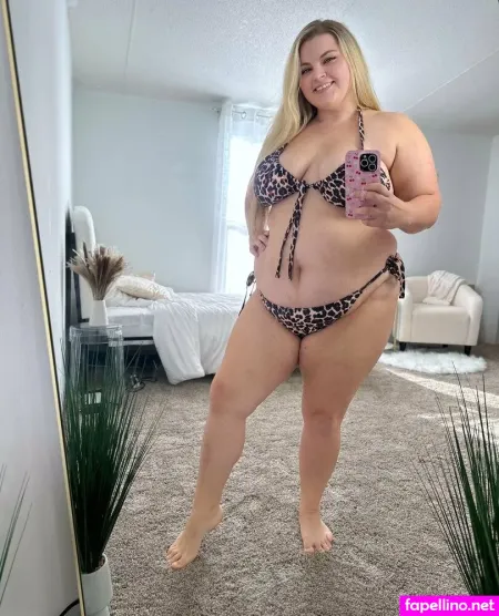 Strawberrybreetv OnlyFans Thumbnail #Wctt6Jfecf