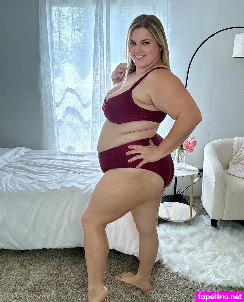 strawberrisweetv, strawberrybreetv Nude Leaked OnlyFans Photo #t7Qmh2y45Z