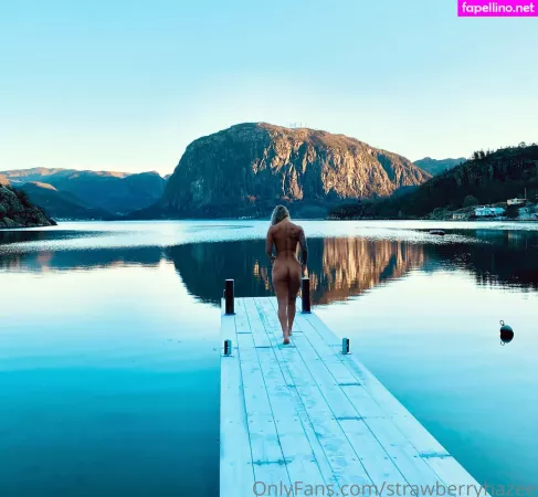 Strawberryhazee OnlyFans Thumbnail #yPUnyLIH8i