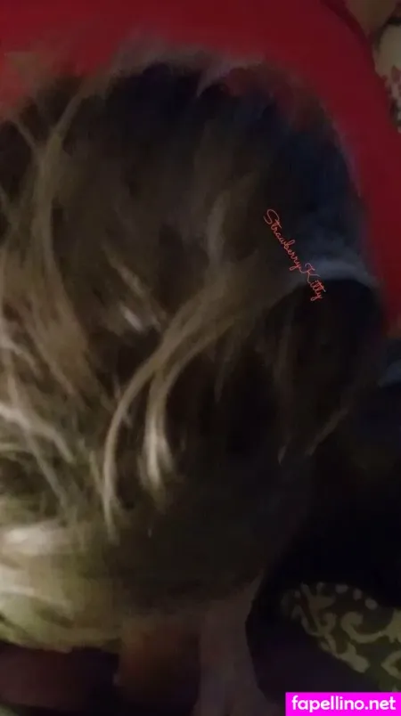 Strawberrykitty1 OnlyFans Thumbnail #lc1gKBfuEh