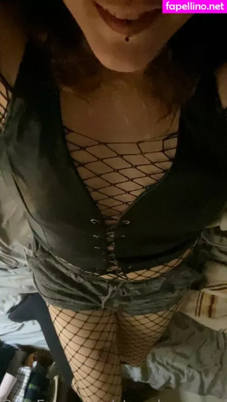 Strawberryscales OnlyFans Thumbnail #8p1Xx9EYpU