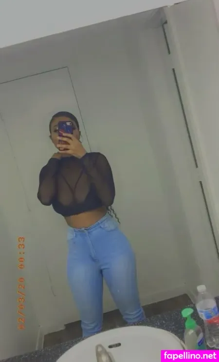 Strawberryshantel OnlyFans Thumbnail #X3lq6rOYKw