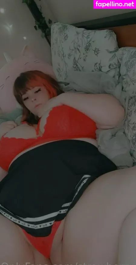 Strawberryvvitchfree OnlyFans Thumbnail #WabmIPYD8x