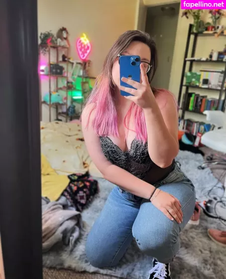 Strawbre OnlyFans Thumbnail #UGUIDDmtOK