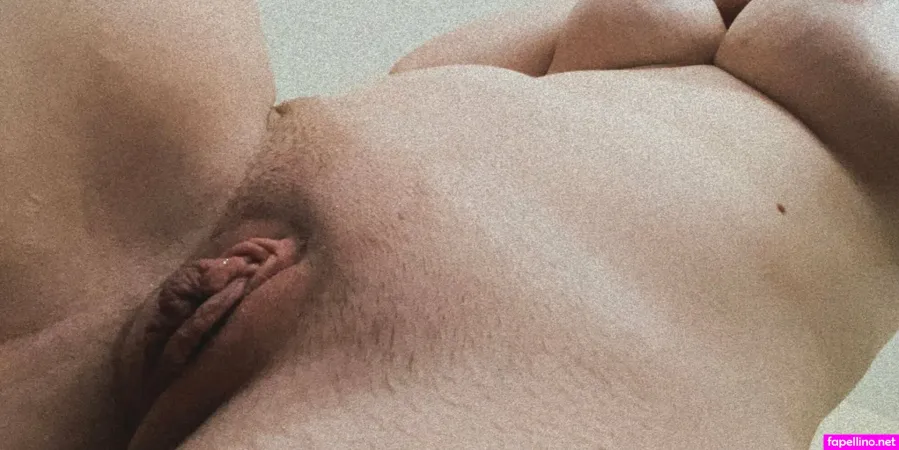 Strawbrrymilk666 OnlyFans Thumbnail #7b58zCmdrT