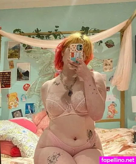 Strawbry OnlyFans Thumbnail #ZoNP0e0qxD