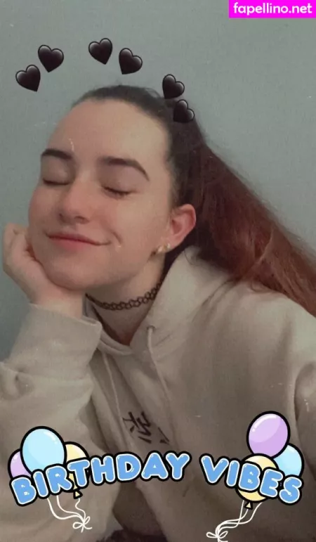 Strawburrykitten OnlyFans Thumbnail #U0qr1wrRmr