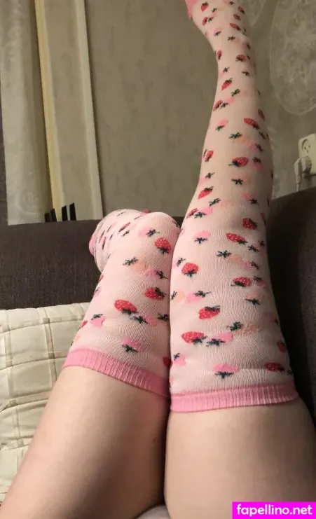 Strawbussycat OnlyFans Thumbnail #whOW7dX5M9