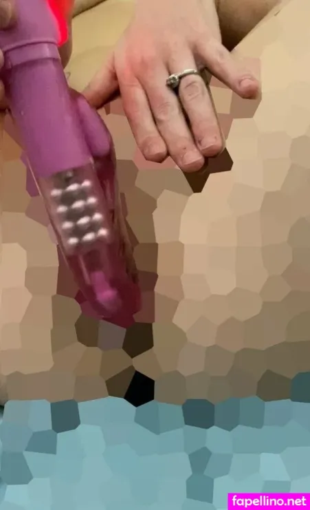 Strmyrain Sneakpeak OnlyFans Thumbnail #VoMMSTRa7s