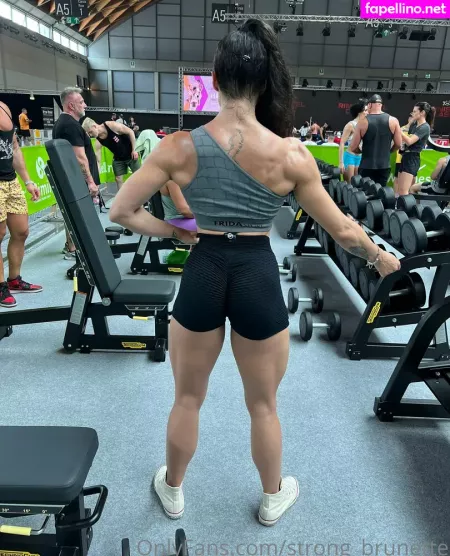 Strong Brunette OnlyFans Thumbnail #41ebCFAFJQ