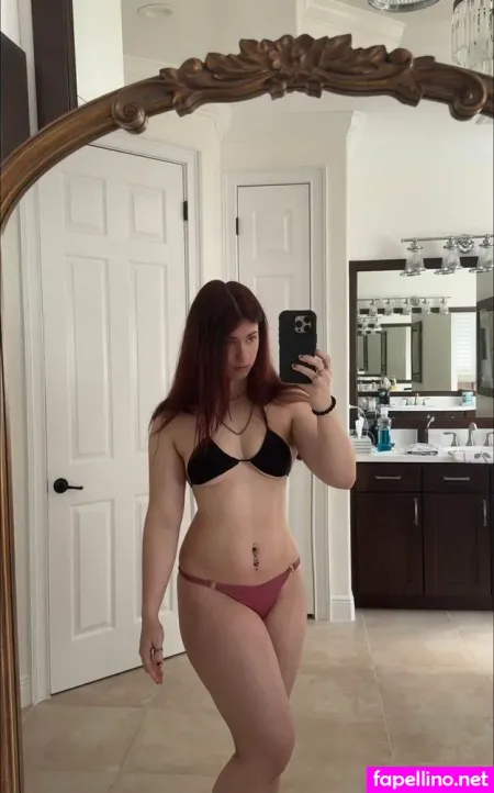 Strongvampirex OnlyFans Thumbnail #lCs4pxKoAB