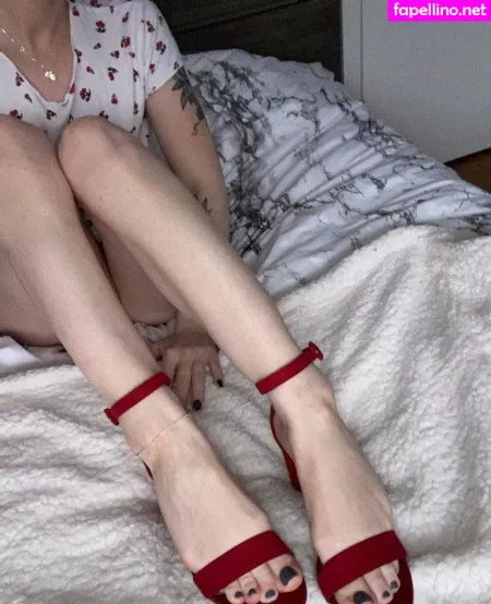 Strwberriebbxxx OnlyFans Thumbnail #QODoBJxcC5