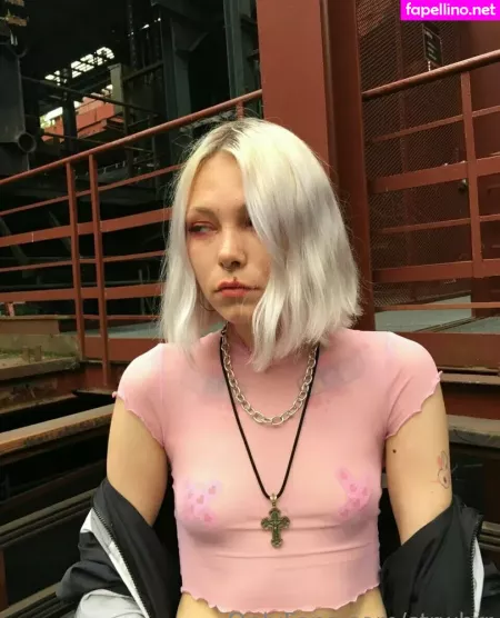 Strwbrr OnlyFans Thumbnail #QVAyy2rBkP