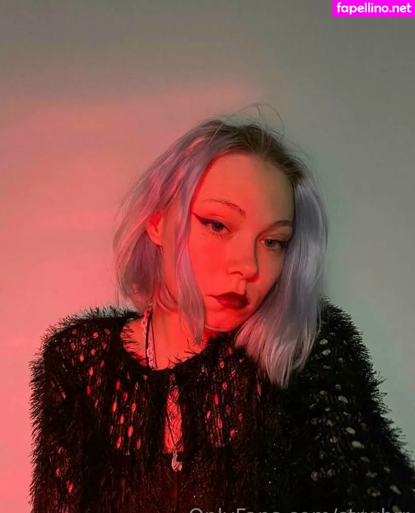 strwbrr, strxwberry1404 Nude Leaked OnlyFans Photo #Wbtzx2PLAd