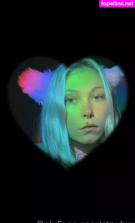 Strwbrr OnlyFans Thumbnail #r1KgM59Bvo