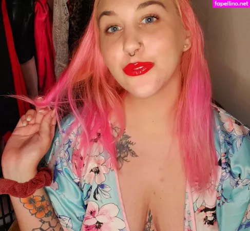 Strwbrry Cream OnlyFans Thumbnail #6B6HBittFL