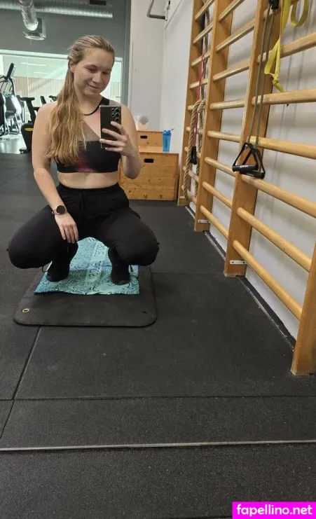 Studentmi OnlyFans Thumbnail #6RtJQ1dFej