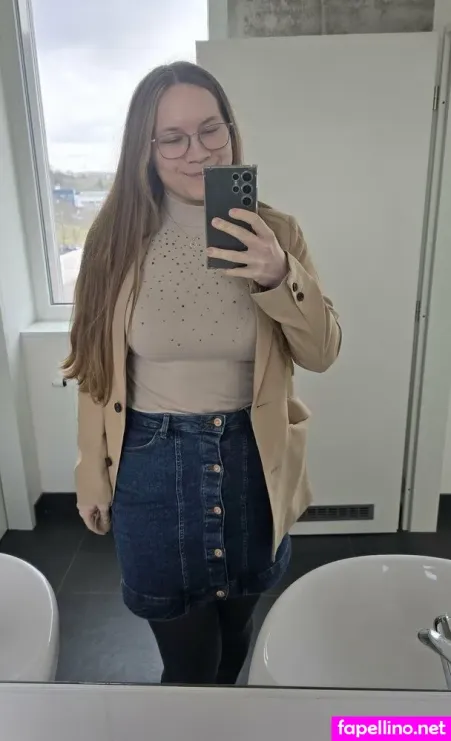 Studentmi OnlyFans Thumbnail #iW2Evz8q3g