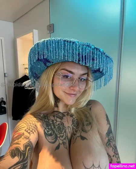 Stupiderandhotter 1 OnlyFans Thumbnail #0TDgdEoimv