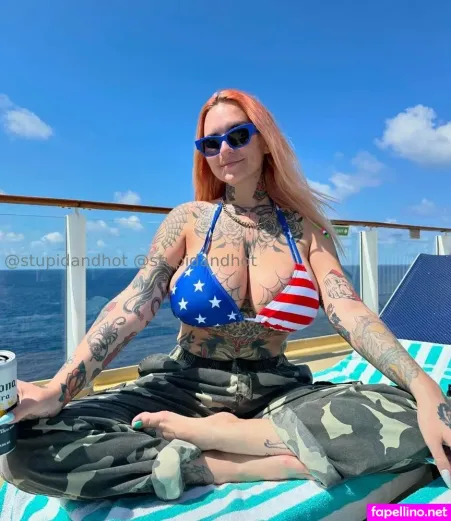 Stupiderandhotter 1 OnlyFans Thumbnail #C7WTe4FjFj