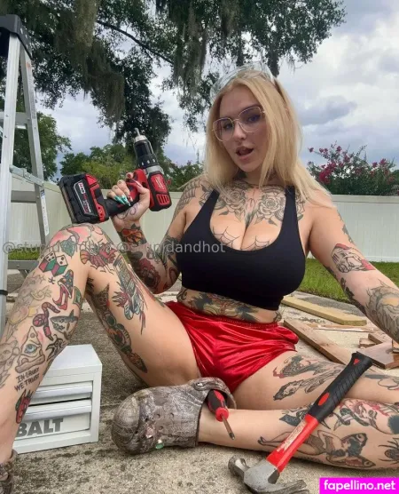 Stupiderandhotter 1 OnlyFans Thumbnail #QWkZJzAJ1q