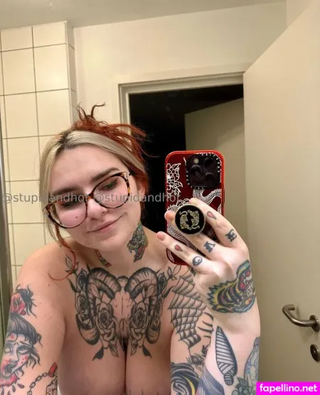 Stupiderandhotter 1 OnlyFans Thumbnail #X0wCcPCLBz
