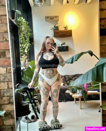 Stupiderandhotter 1 OnlyFans Thumbnail #jdQpqWXeAj