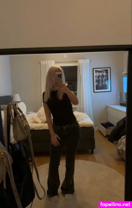 Styvdottern OnlyFans Thumbnail #aQUjj7heO4