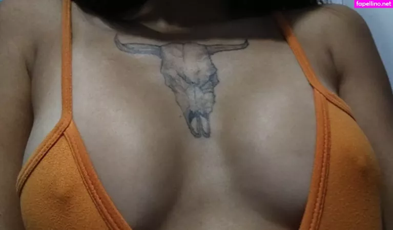 Sua Latina OnlyFans Thumbnail #CY8xb2x5hG